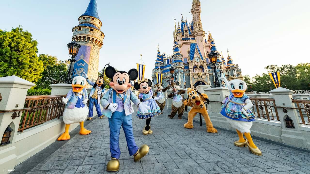 visiting-a-disney-park-this-summer-here-s-everything-you-need-to-know-about-disneyland-and